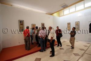 Exposition \ le rectangle vertical\  du 26 septembre au 14 Octobre 2013 à la galerie Hamche, Maison de la culture de Tlemcen.