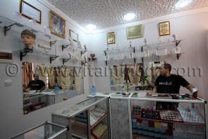 Tlemcen - Bijoutier artisanal - Centre d\'artisanat de Bab Zir