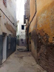Tlemcen - Rue Ibn Khamis et ses derbs (Riat Benfares)