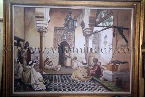 Le seul antiquaire \ officiel de Tlemcen\  Sise à Rue de la Paix, tableaux, livres anciens, statuettes ...
