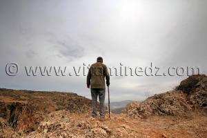 Tlemcen  Au sommet des montagnes supplombant El Ourit avec Monsieur Kazi Tani Omar, Ancien professeur de Sciences naturelles à Tlemcen et spécialiste en géologie et botanique