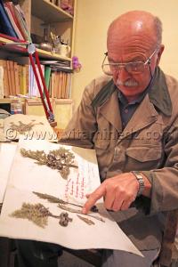 Herbier d\'Algérie ... Mr Kazi a constitué une collection inestimable
