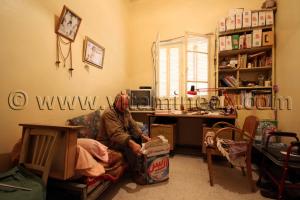 Chez Monsieur Kazi Tani Omar, Ancien professeur de Sciences naturelles à Tlemcen et spécialiste en géologie et botanique