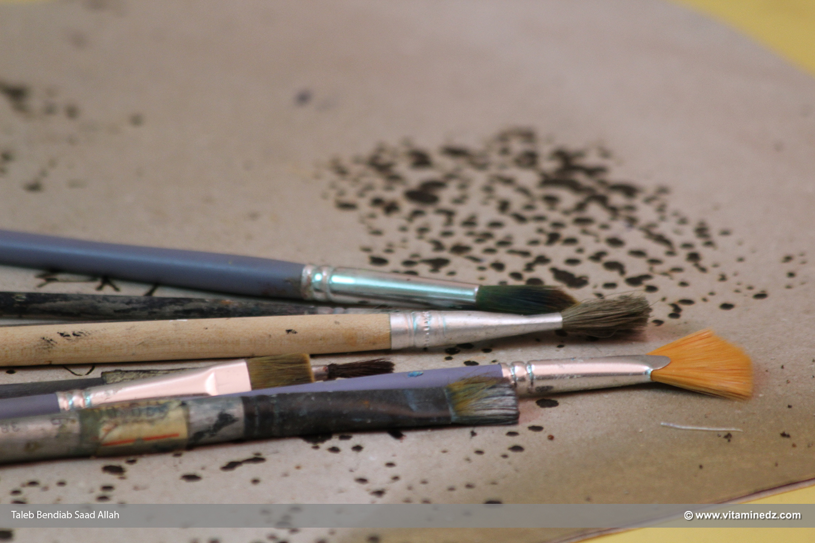 Atelier de peinture de Noureddine Benhamed