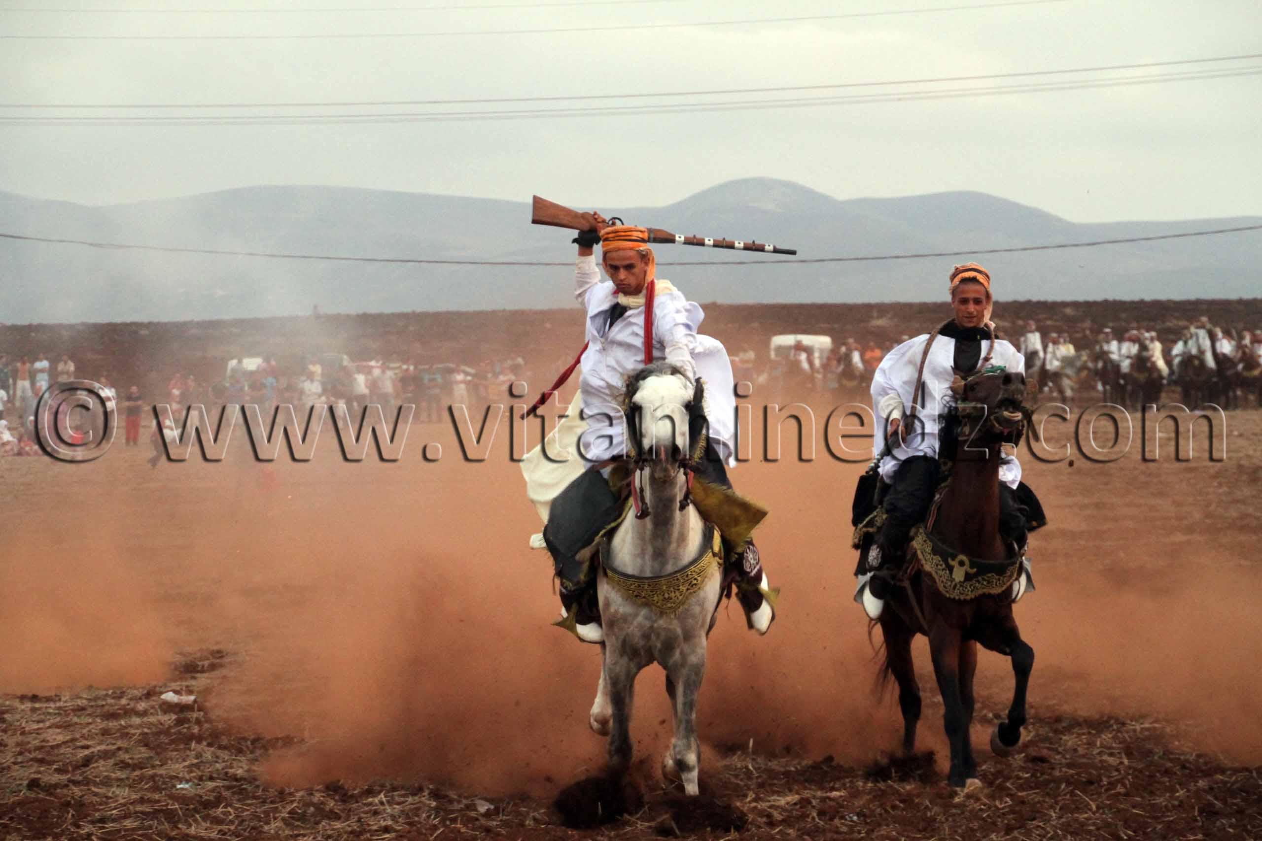 Beaux cavaliers arabes - Waada d'El M'dedha à Sidi Weriache, Wilaya de Ain Temouchent
