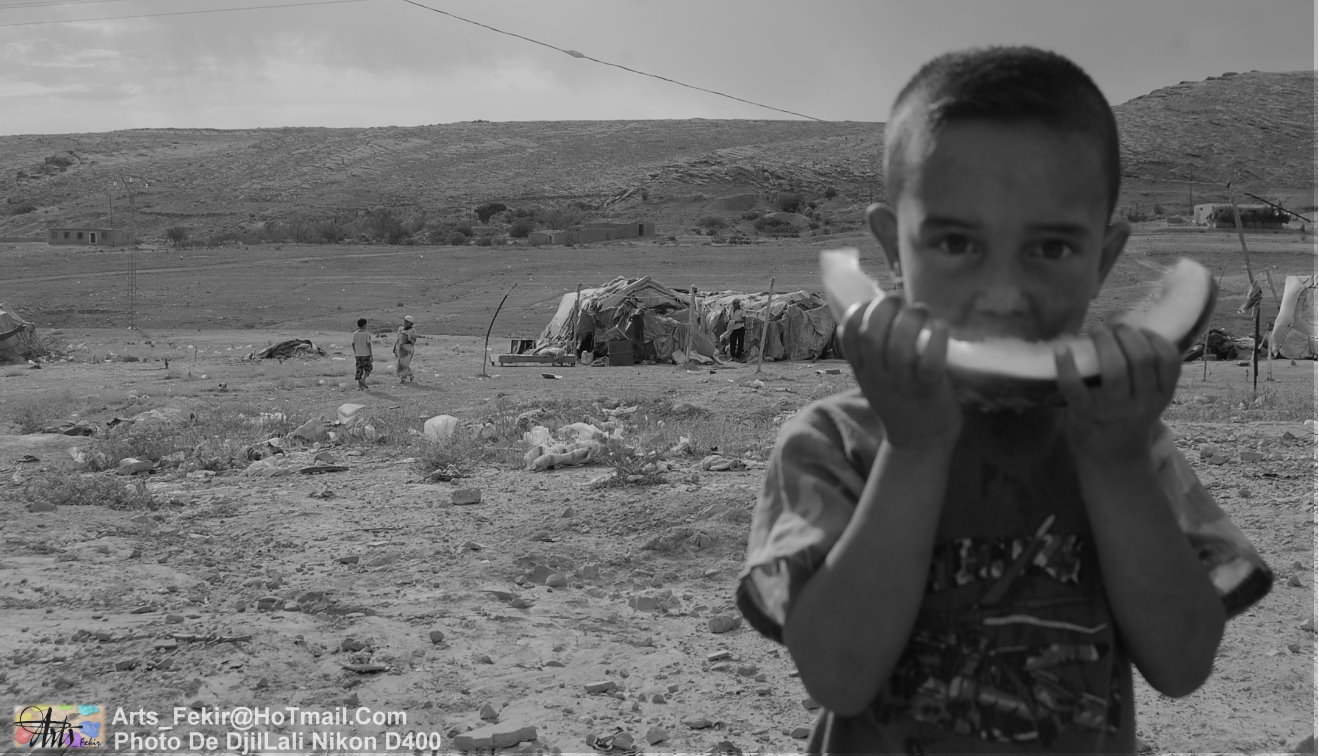 البؤس .... الشقاء .... الا و الابتسامة دائما حاضرة