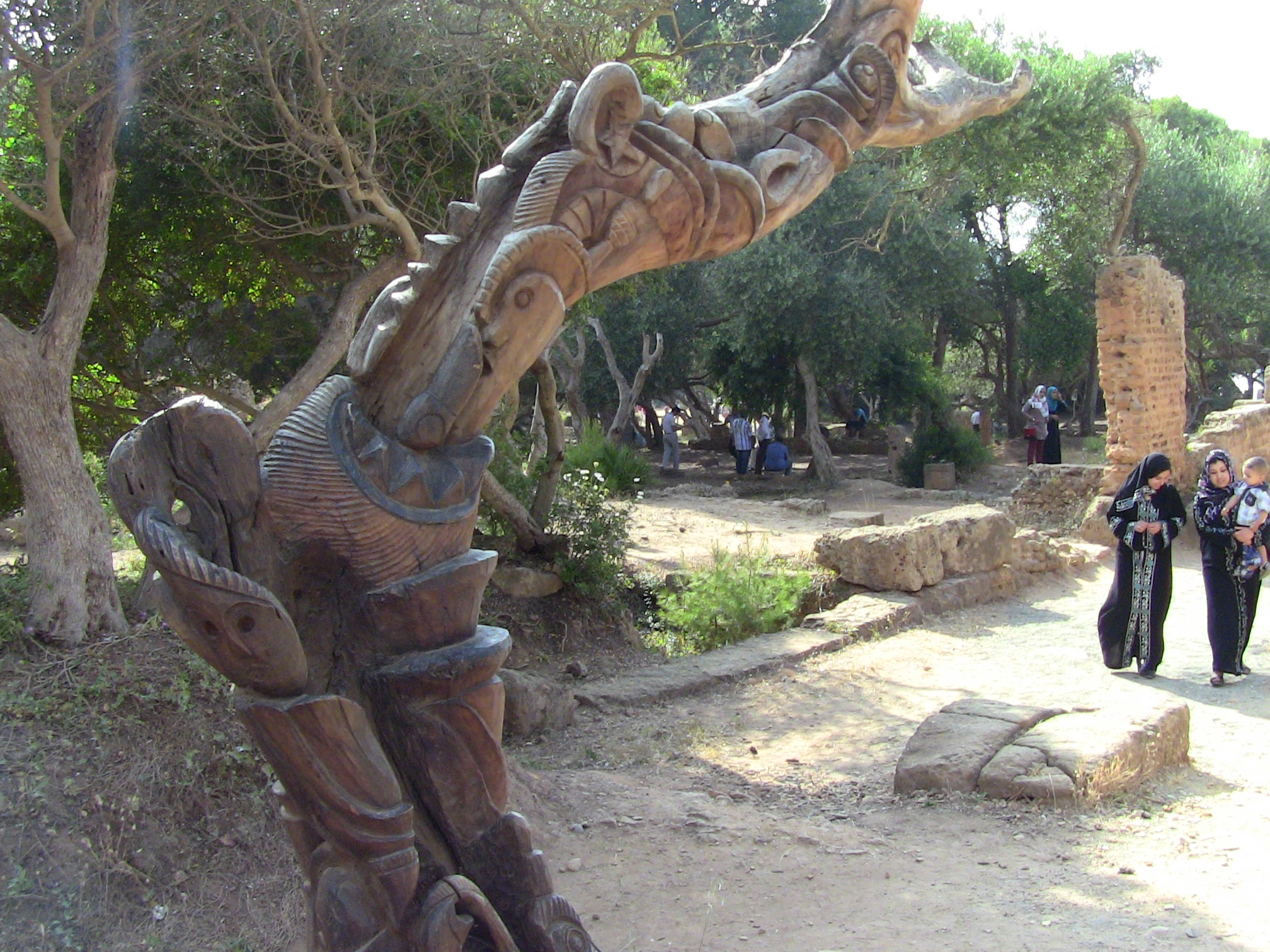 La Sculpture de Djelloul dans le musée a ciel ouvert de Tipaza.