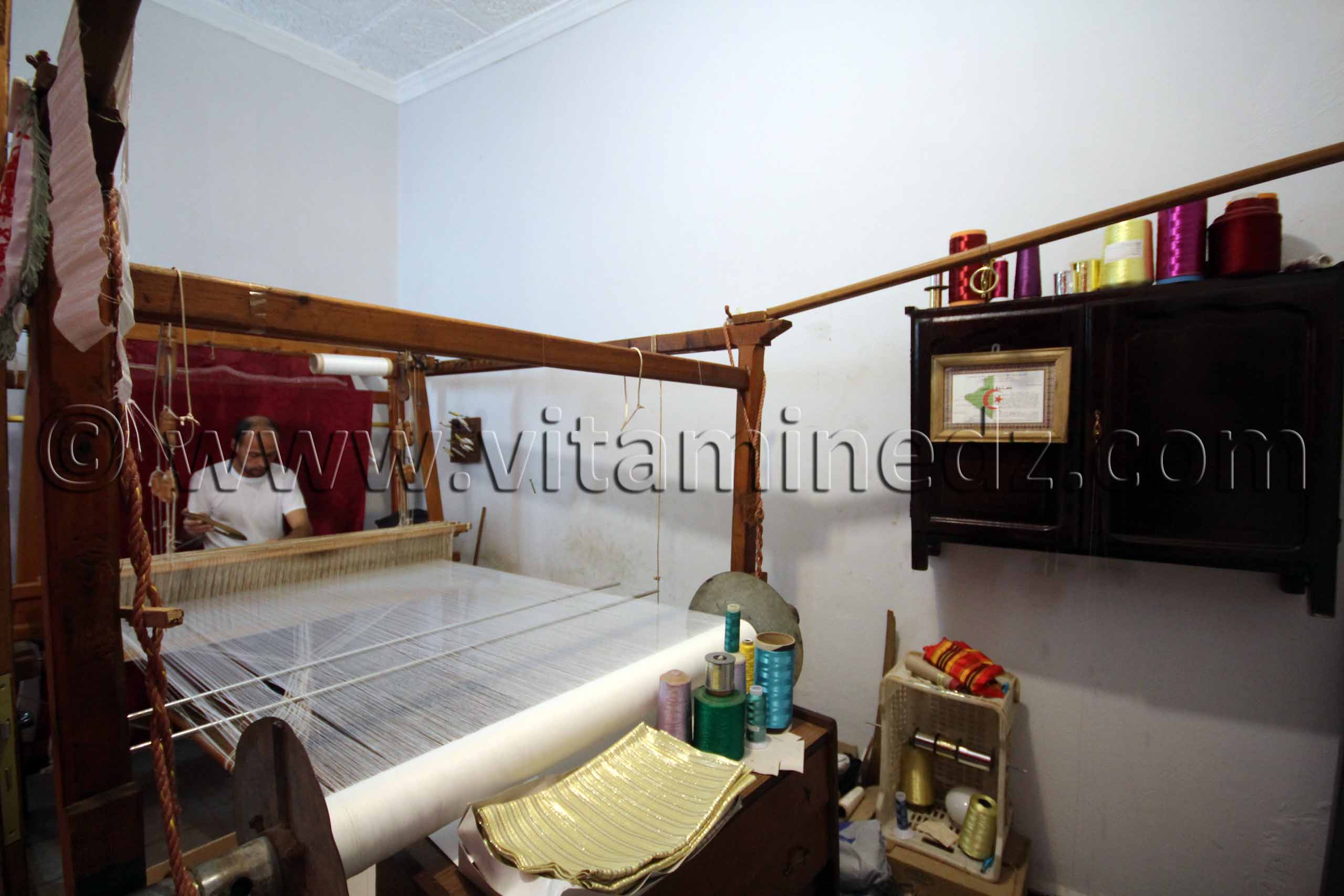 Tisserand Mensouj Tlemcen - Centre d'artisanat de Bab Zir