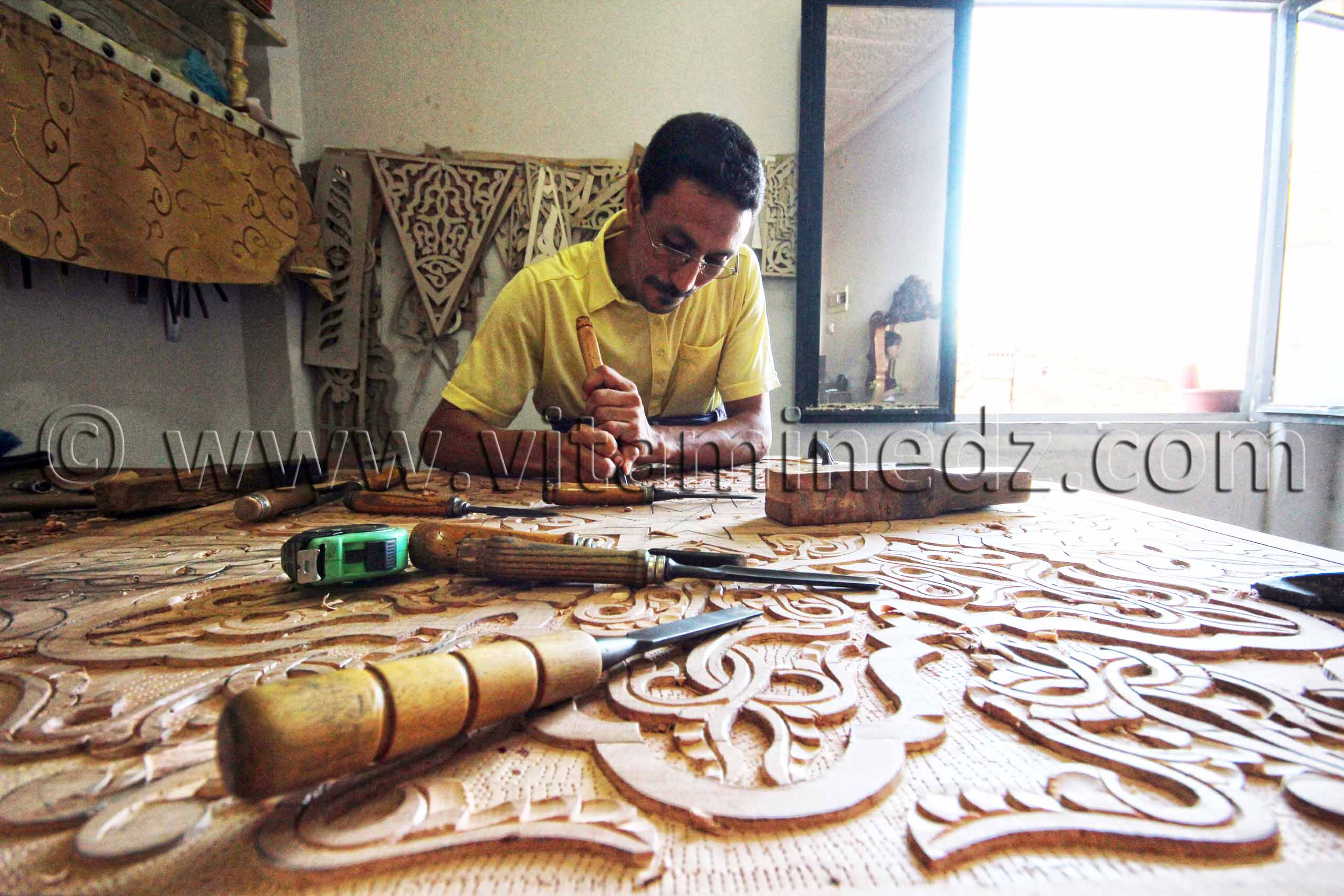 Métier de bois sculpté Tlemcen - Centre d'artisanat de Bab Zir