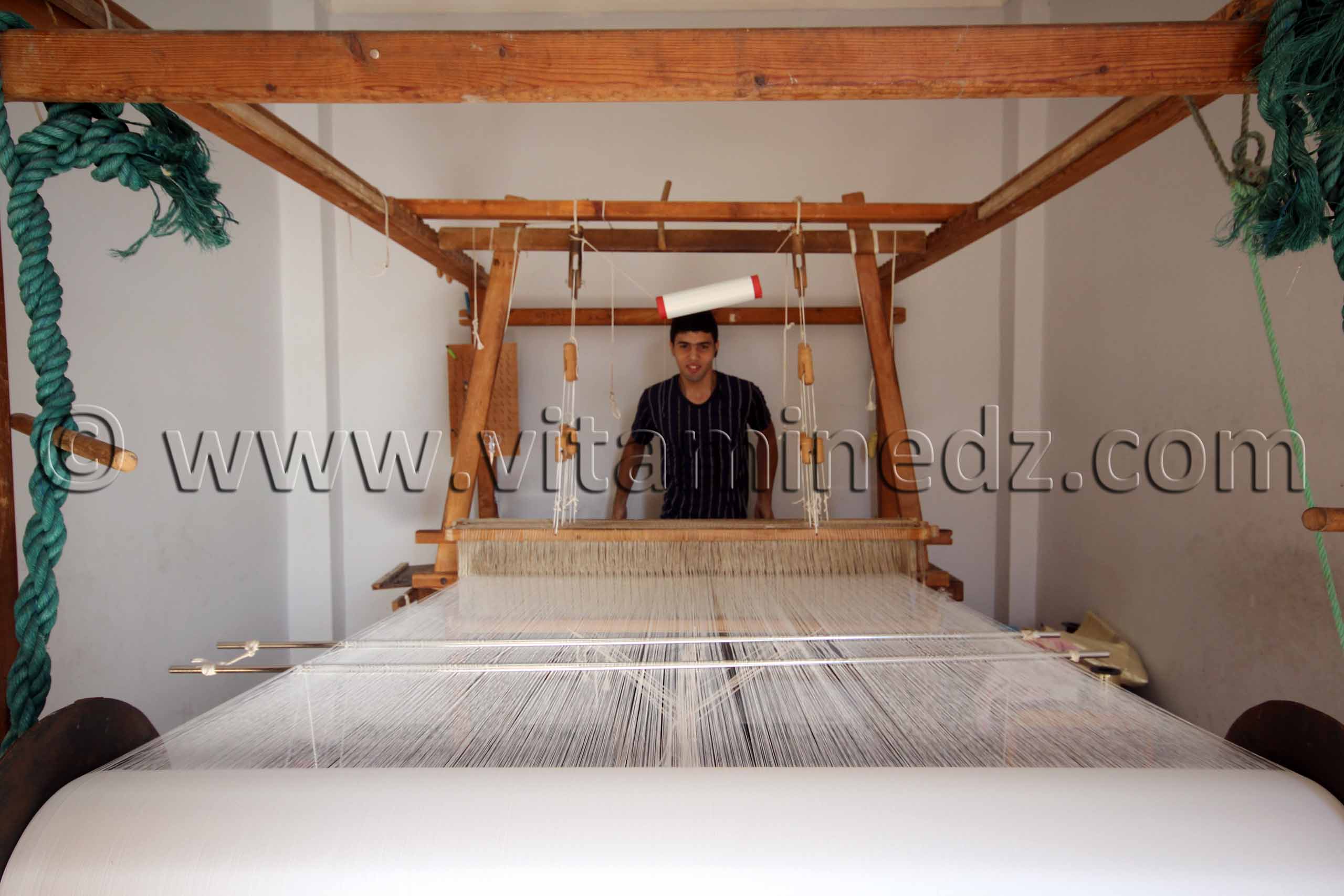 Jeune Tisserand Tlemcen - Centre d'artisanat de Bab Zir