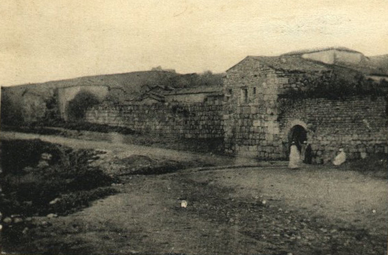 MILA MURAILLE ROMAINE