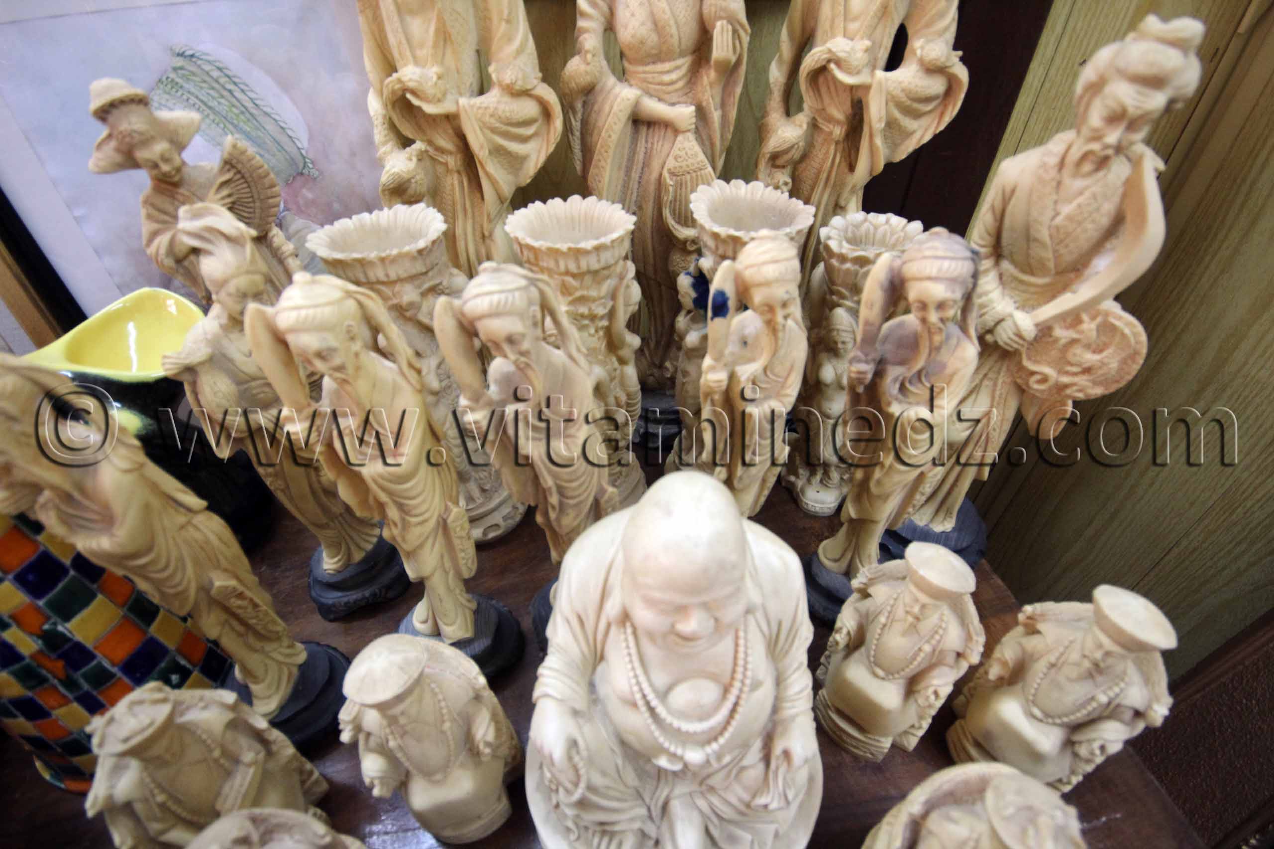 Antiquités (vases chinois) en vente à Tlemcen