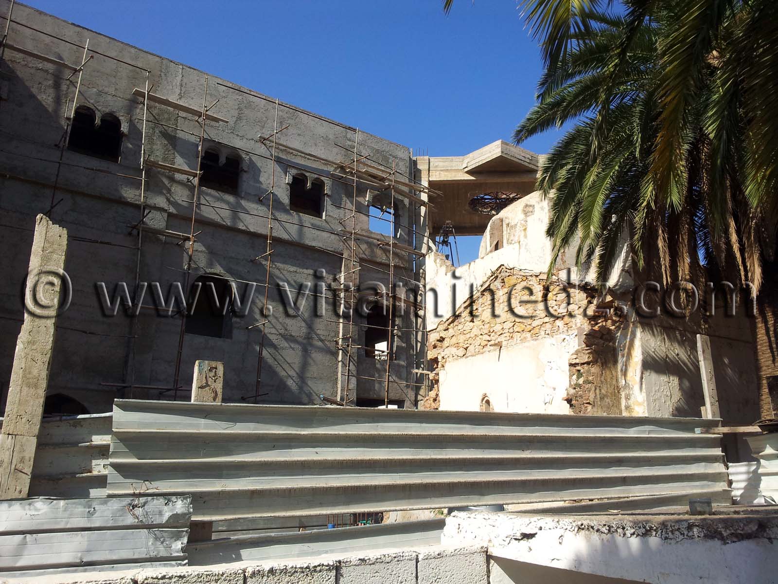 Photos de Tlemcen 2013  nouveau musée qui est en travaux depuis 2010 censé être prêt pour Tlemcen 2011