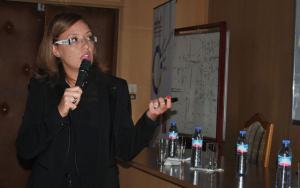 Ibn Ziad (Constantine) - Avec Plasticycle, Besma Belbedjaoui fait dans la bonne récup!