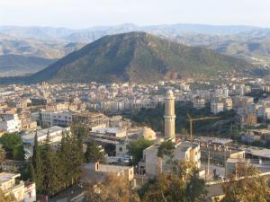 Vue d'Akbou et de son Piton bejaia