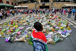 Afrique - Afrique du Sud: Une centaine de chefs d’État à ses funérailles  le monde aux pieds du géant Mandela