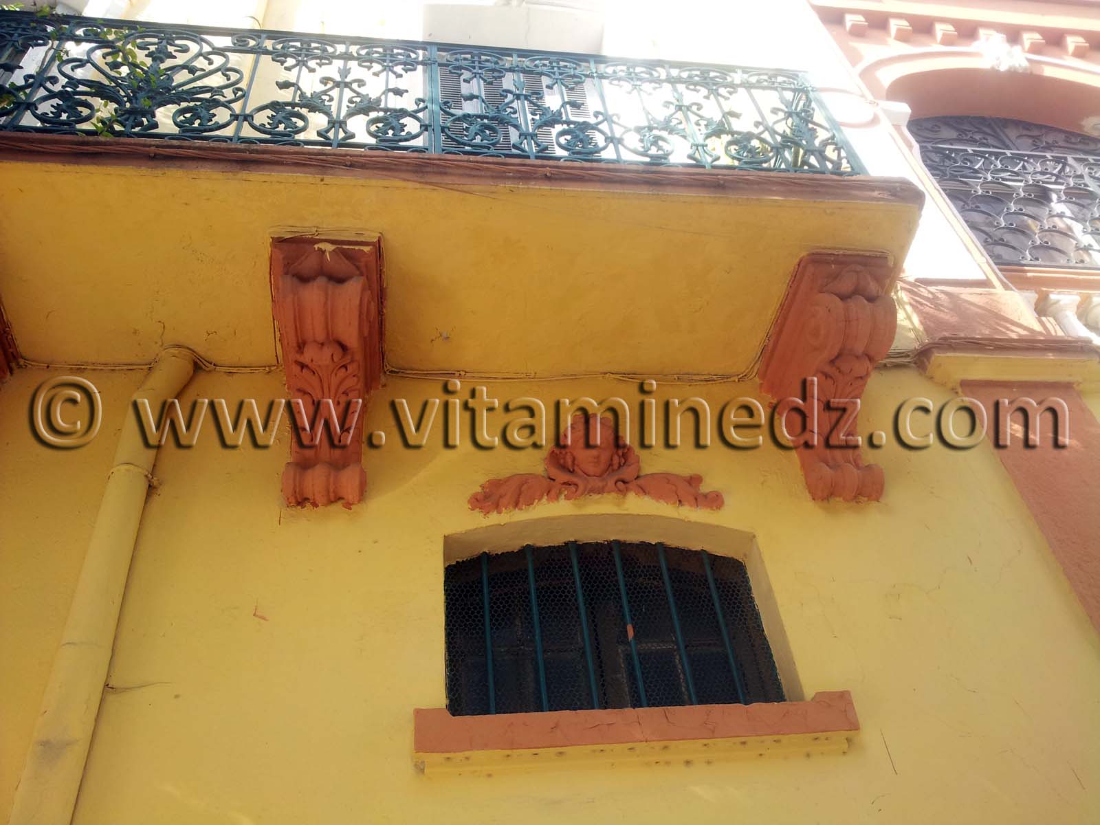 Frise d'un ancien immeuble Photos de Tlemcen 2013