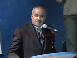 Algérie -  POUR ÉLIMINER D’ICI 4 OU 5 ANS LE DÉFICIT EN MAIN-D’ŒUVRE QUALIFIÉE:  Bedoui propose aux opérateurs économiques un partenariat gagnant-gagnant