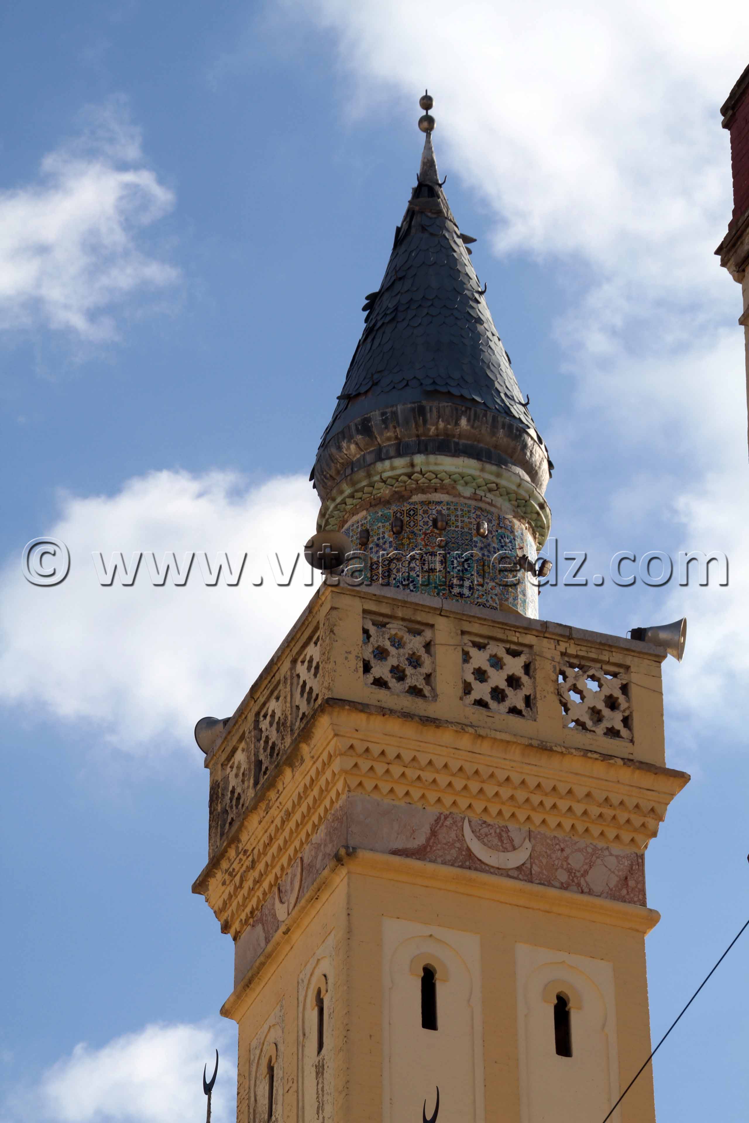 Très beau minaret de la grande mosquée de Constantine de style ottoman