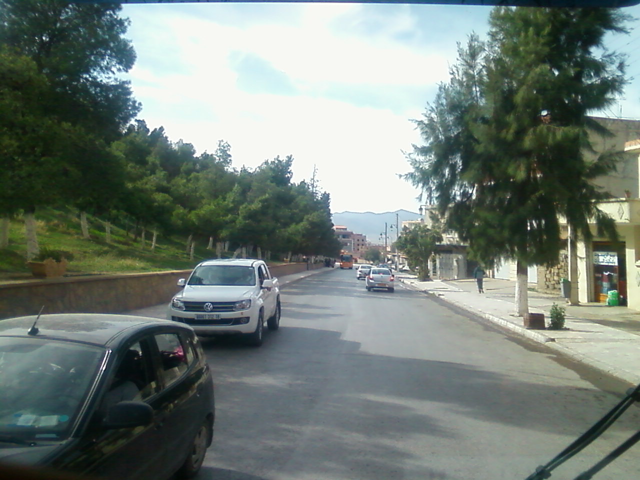 شارع رئيسي بالمعذر