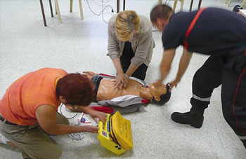 Algérie - Protection civile:  Formation au secourisme 
