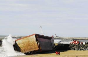 Planète - Cargo échoué à Anglet (France): Les opérations de pompage de carburant achevées «avec succès»