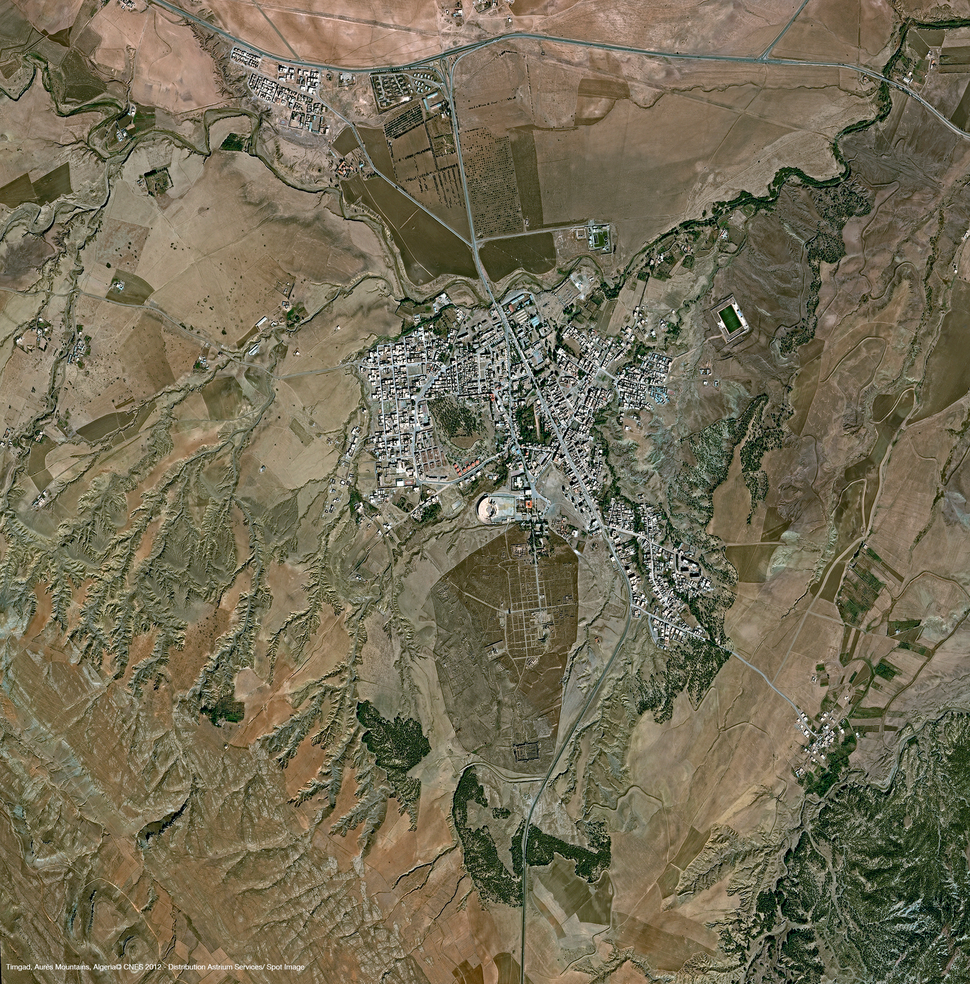 Image satellite Pléiades - Timgad, Algérie