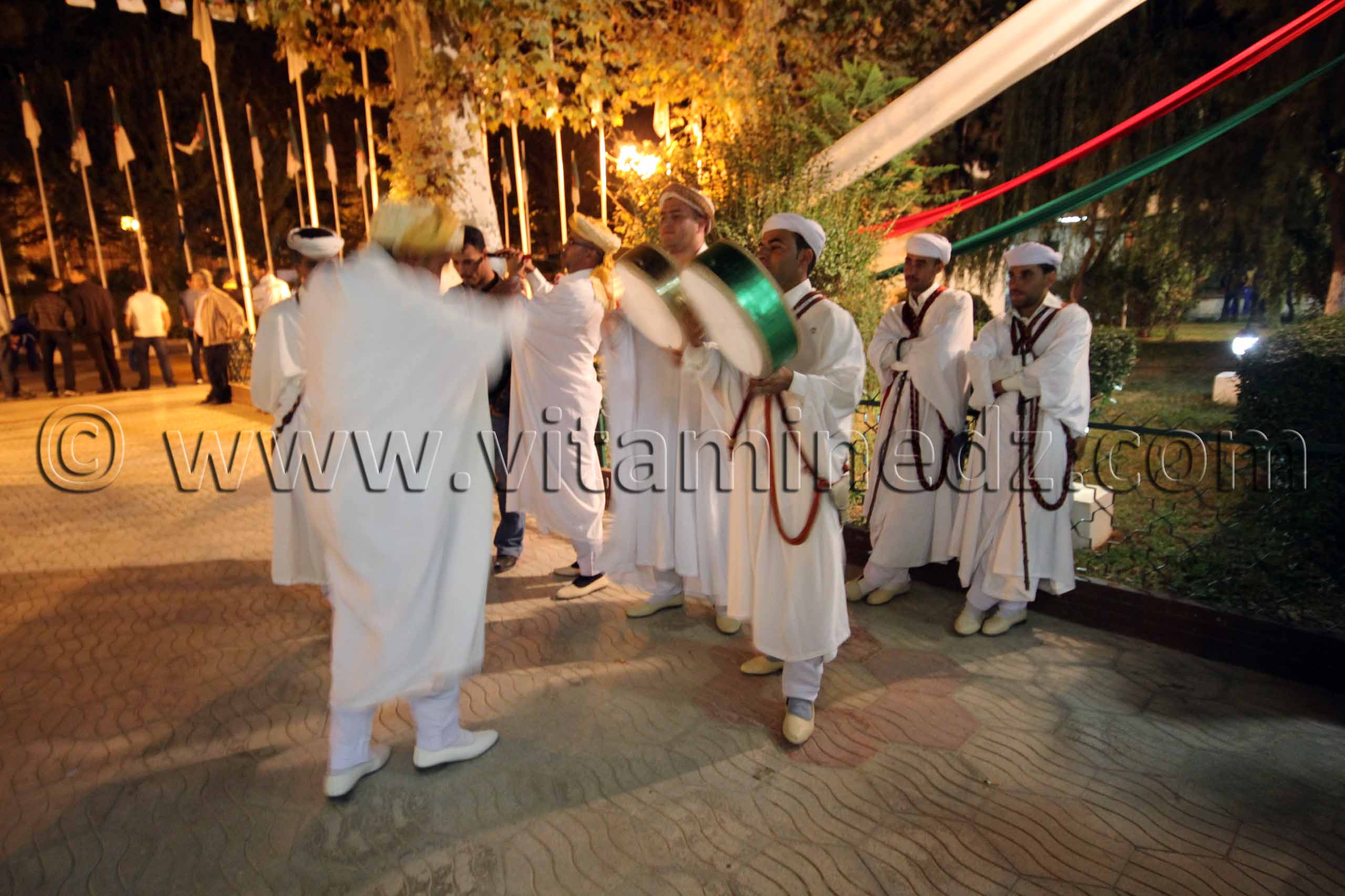 Gallal au Festivités du 1er Novembre 2013 avec la présence du nouveau wali de Tlemcen Abdelhafid Saci Ahmed