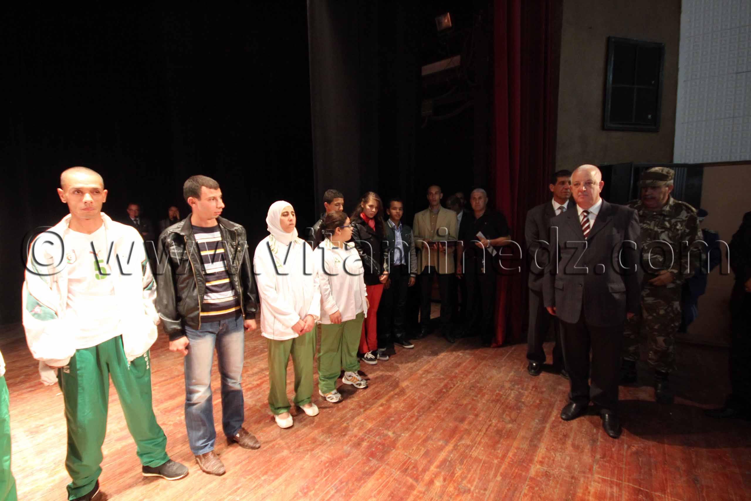 Sportifs de Tlemcen - Festivités du 1er Novembre 2013 avec la présence du nouveau wali de Tlemcen Abdelhafid Saci Ahmed