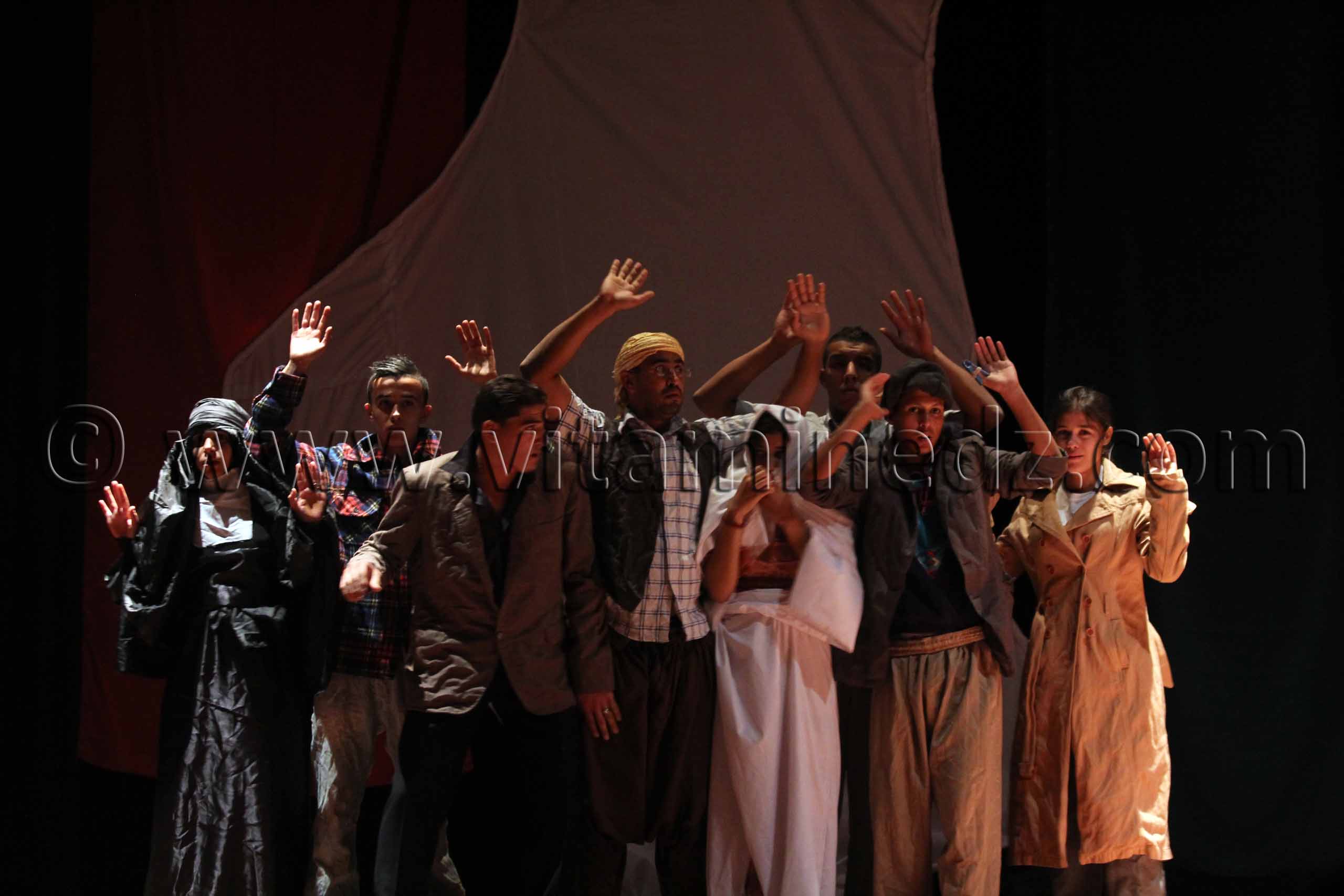 Festivités du 1er Novembre 2013 avec la présence du nouveau wali de Tlemcen Abdelhafid Saci Ahmed