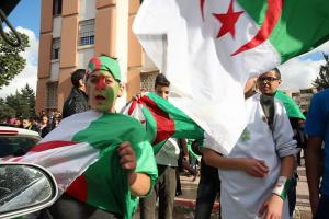 QUALIFICATION EQUIPE NATIONALE D'ALGERIE MONDIALE 2014  L'Algérie en fête