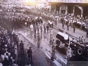 الجماهير السورية في وداع رفات الأمير عبد القادر الجزائري