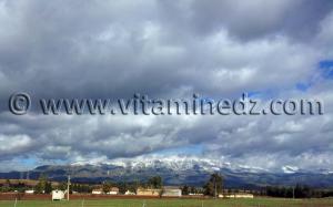 Bouira - Montagnes de la Mitidja depuis l\'Autoroute Est Ouest