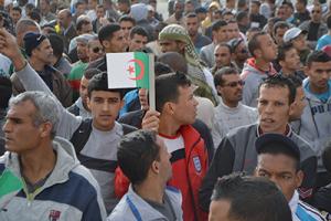 Arzew -  Les chômeurs organisent une marche pour réclamer du travail