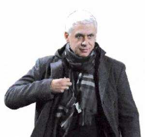 Alger - Hubert Velud. Entraîneur de l’USM Alger:  Il reste mathématiquement des victoires à aller chercher