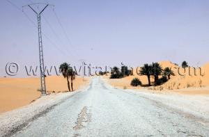 Routes au milieu des dunes, Commune de Talmine Wilaya d\'Adrar