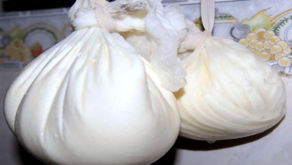 Oum El Bouaghi - Le fromage Bouhezza, un savoir-faire et un savoir-vivre dans les Aurès