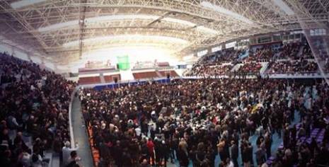 Election présidentielle - Les boycotteurs enflamment la salle Harcha à Alger