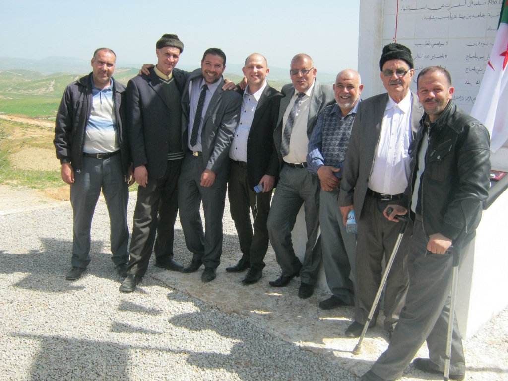 19-03-2014 نصب تذكاري bordj arima