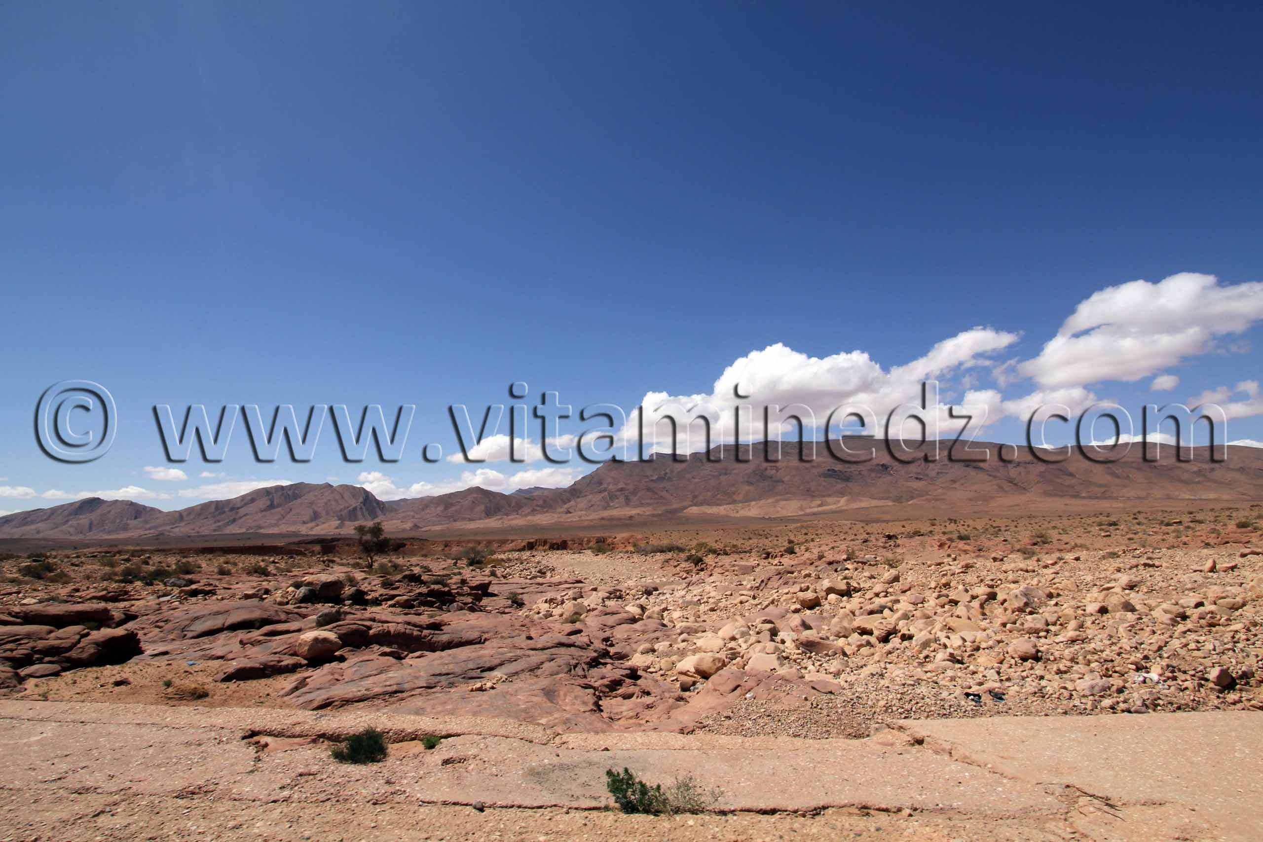 Montagne près de la Commune de Boussemghon (Wilaya d'El Bayadh)
