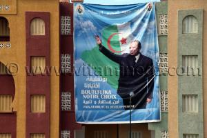 Campagne électorale d\'Abdelaziz Bouteflika à travers les affiches