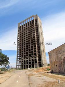 Carcasse Hotel Hilton, Oran