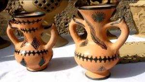Tlemcen -  Exposition de la poterie de la région de Bider