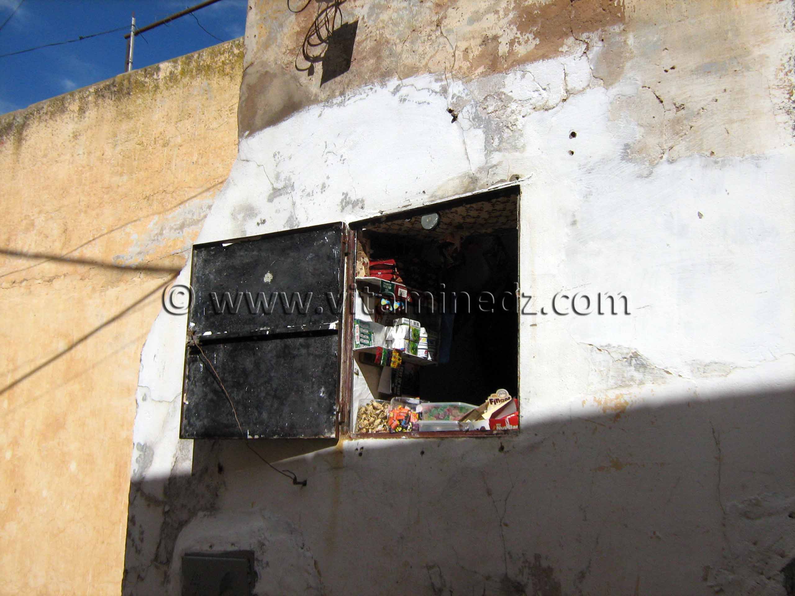 Magasin original à Tlemcen, quartier d'El Eubbad