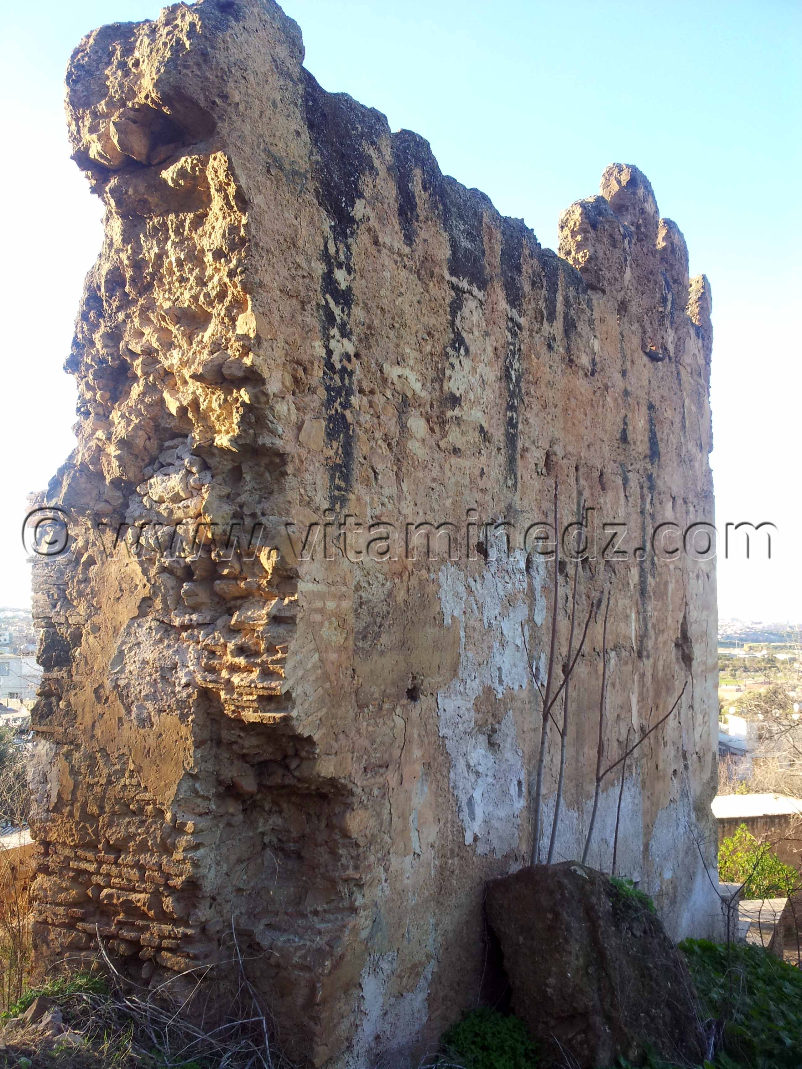 Enceintes et tours au vieux quartier de Tlemcen à Agadir, une réhabilitation baclée et inachevée