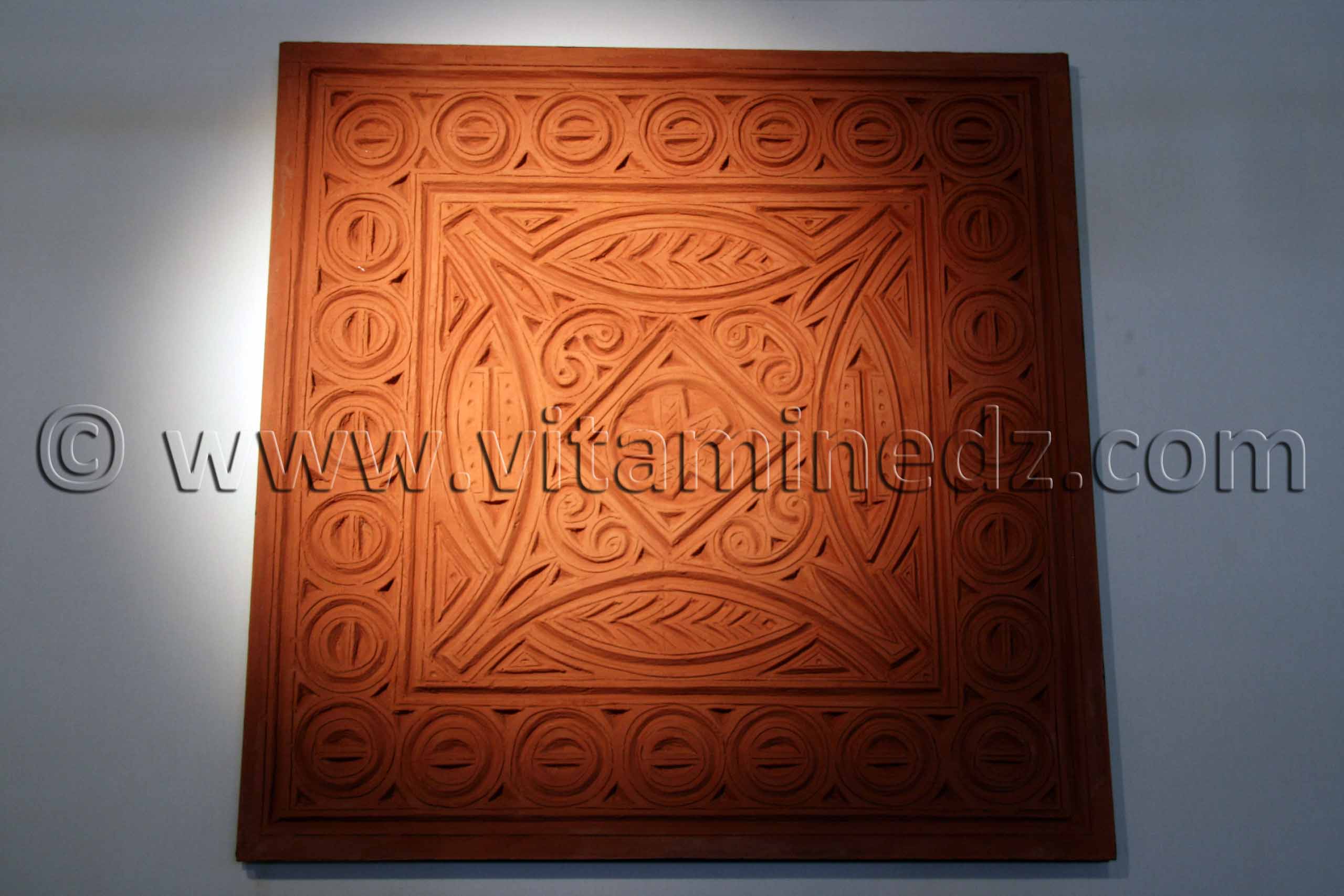 Timimoun  Œuvres et Motifs De terre et d'argile, réalisées lors de l'expo Tlemcen 2011