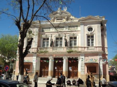 Sétif le 19 avril 2014