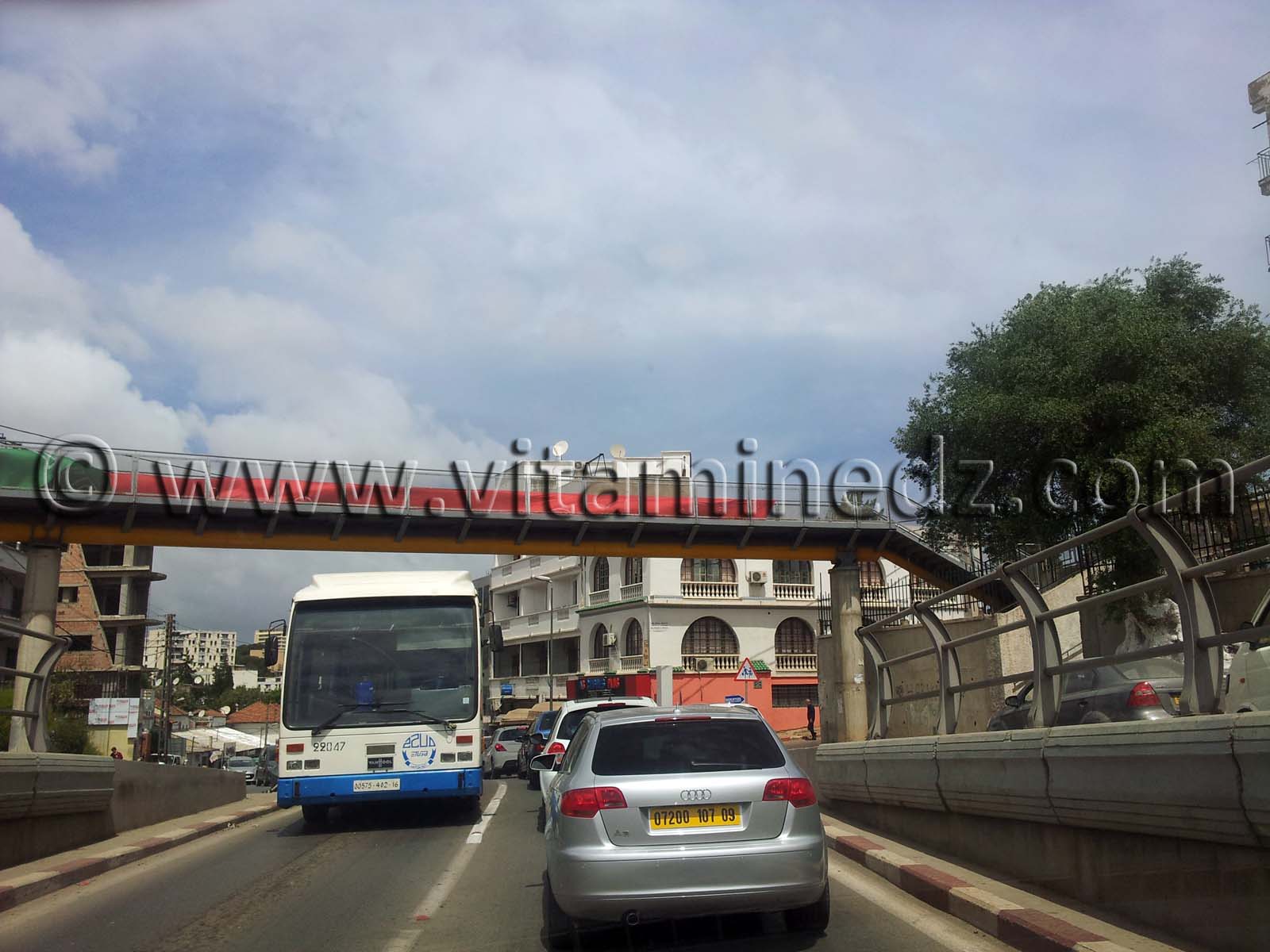Entrée Alger - Bir Mourad Raïs, toujours l'embouteillage