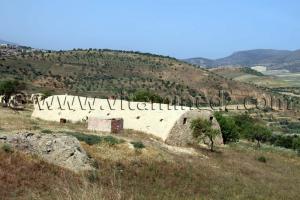 Hangars pour animaux en tourbe et argile - Beni Ouarsous - Wilaya de Tlemcen