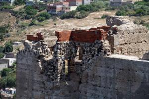 Ghazaouet, une muraille colmatée par des ignorants qui malheureusement nous gouvernent